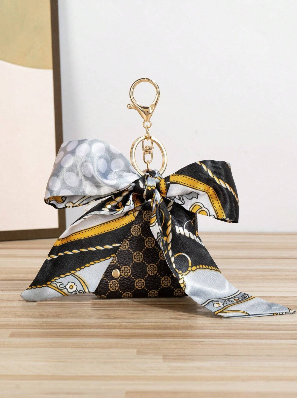 Casual Silk Scarf Miniature Bag - Keychain