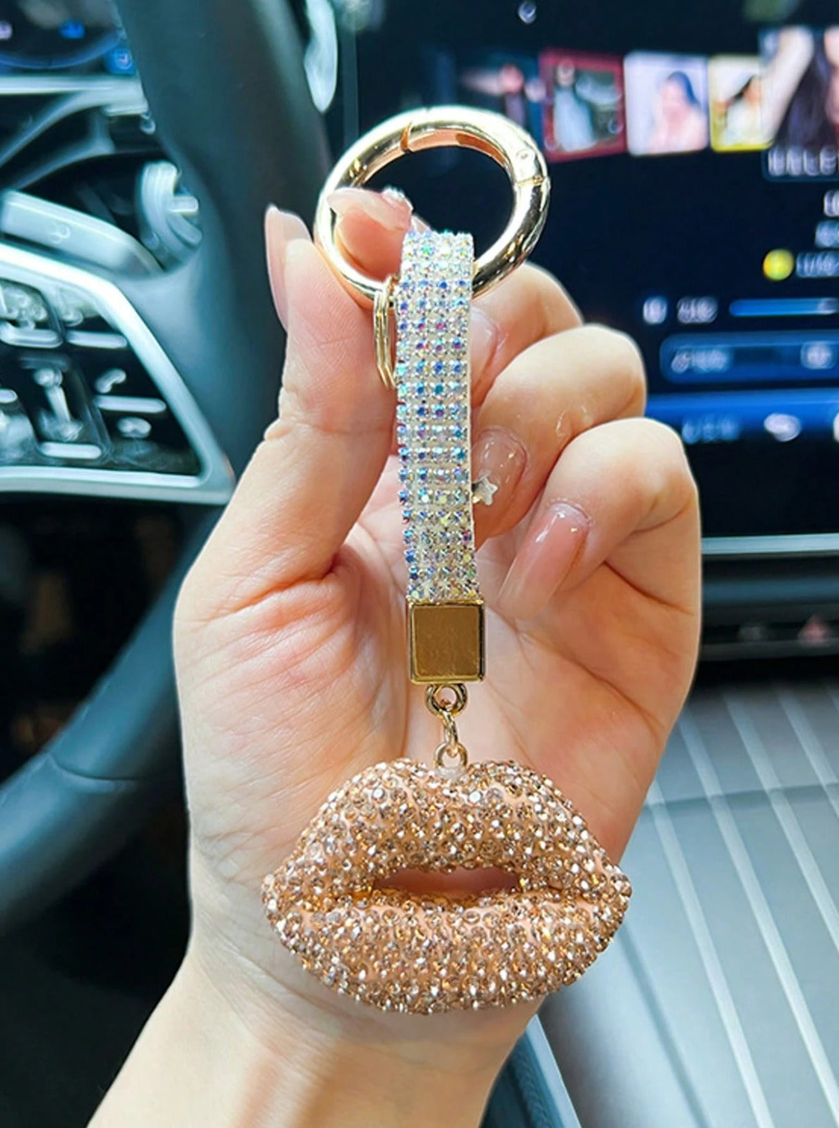 Lips Shaped Zinc Alloy - Keychain
