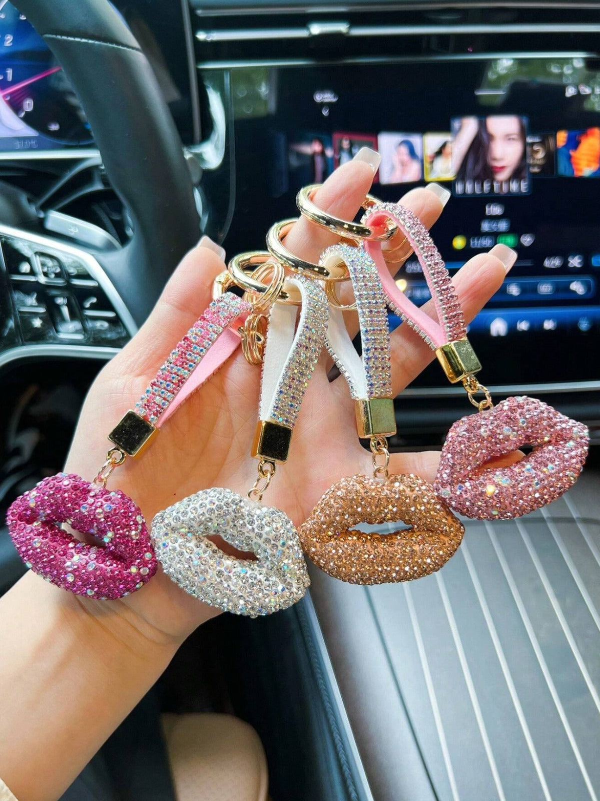 Lips Shaped Zinc Alloy - Keychain