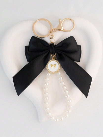 Pearl Bow Bag Charm - keychain