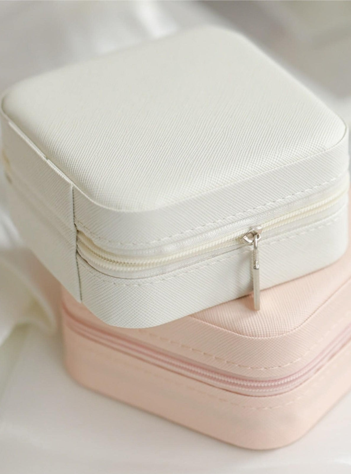 Mini Jewelry Box - Organizer