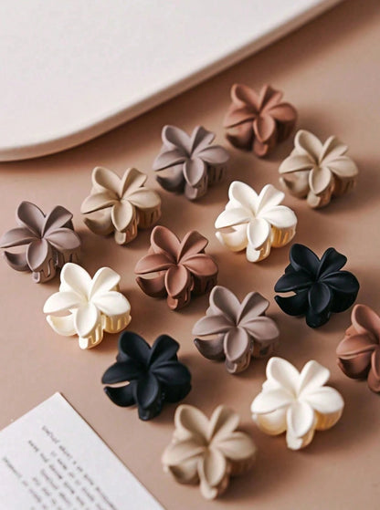 Plumeria Hair Claws - Hair accessories